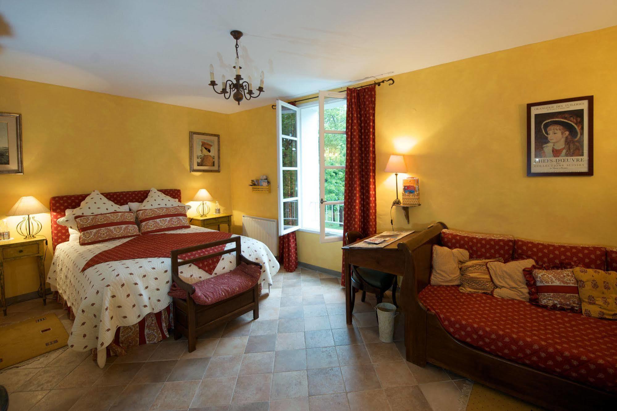 Auberge Des Glycines ปอร์เกรอล ภายนอก รูปภาพ