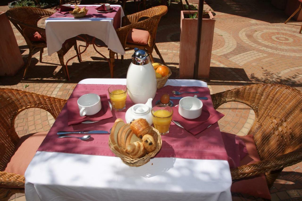 Auberge Des Glycines ปอร์เกรอล ภายนอก รูปภาพ