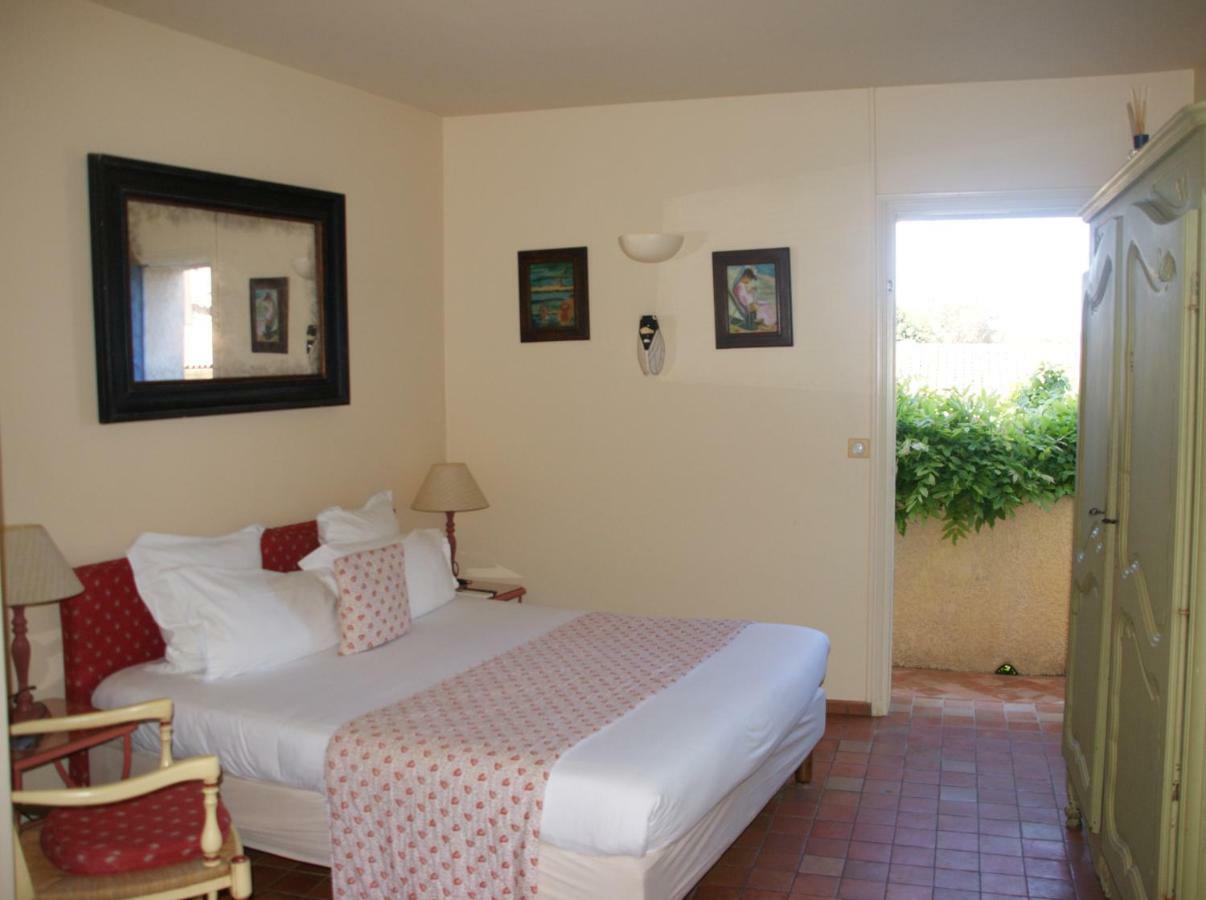 Auberge Des Glycines ปอร์เกรอล ภายนอก รูปภาพ
